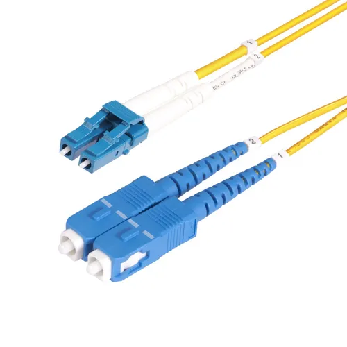 StarTech.com 30m OS2 LWL Patchkabel LC zu SC (UPC) - Hochwertiges 30 m Duplex Glasfaser-Patchkabel für stabile Netzwerkanbindungen. Ideal für schnelle Datenübertragungen mit geprüfter Qualität.