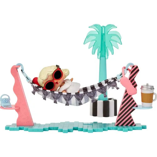 L.O.L. Surprise! OMG House of Surprises Playset - Vacay Lounge - 7,6 cm große Puppe Leading Baby und 8 Überraschungen - Für Sammler und Kinder ab 4 Jahren