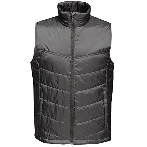 Regatta Professional Stage II Isolierte Bodywarmer in Schwarz, 4XL - Hochwertige Herrenweste mit Thermo-Guard-Isolierung für optimale Wärme. Praktische Taschen und verstellbarer Saum für individuellen Komfort.