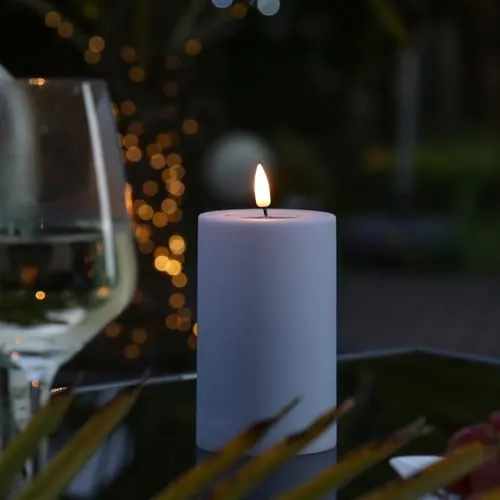 MARELIDA LED Kerze Outdoor DELUXE Homeart mit realistischer 3D Flamme Stumpenkerze Kunststoff für Innen/Außen blau (D: 7,5cm - H: 12,5cm)