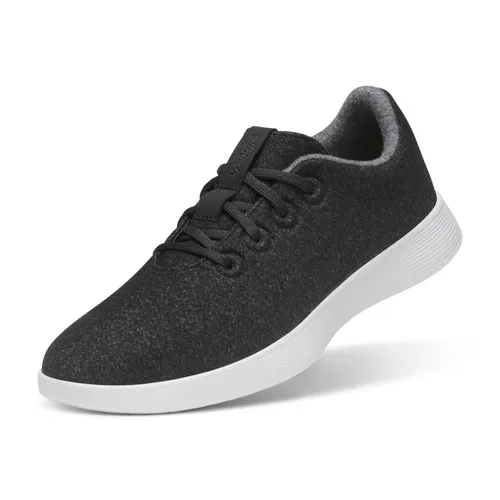 allbirds Sneaker Wool Runner NZ (Merinowolle) schwarz/weiß Herren, Größe Euro (US): 44 (11) - Elegante und bequeme Sneakers aus ZQ-zertifizierter Merinowolle. Die SweetFoam-Zwischensohle sorgt für höchsten Komfort, während die Schnürsenkel aus recycelten Materialien nachhaltig sind. Ideal für den täglichen Einsatz.