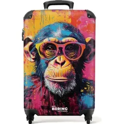 NoBoringSuitcases.com© Hartschalen-Trolley Schimpanse mit Brille 55x35x20cm - Einzigartiger Handgepäck-Koffer mit fröhlichem Schimpansen-Design. Mit 36 Litern Stauraum, nur 2,6 kg leicht und ausgestattet mit 4 Rollen für müheloses Reisen.