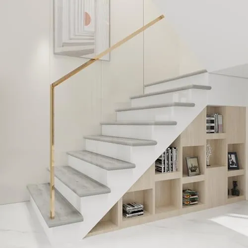 neu.holz Treppenstufen Verkleidung Bunschoten 2er Set - Stufenmatten in eleganter Holzoptik, flexibel anpassbar und pflegeleicht – ideal für eine stilvolle Treppe mit einfachem Anbringungsprozess.