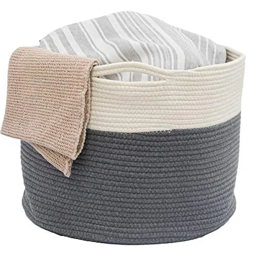 DuneDesign 60l Wäschekorb Geflochten - Vielseitiger Aufbewahrungskorb - Wäschekörbe aus 100% nachhaltiger Baumwolle, ideal für Babyzimmer oder Kinderzimmer. Mit 60L Volumen und stabilen Henkel für flexiblen Einsatz in jedem Raum.