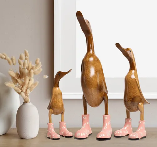 Rikmani Dekofigur Holzfigur Ente in pink von Rikmani