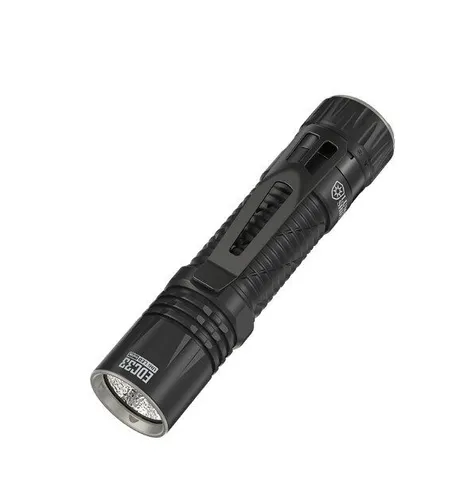 Nitecore EDC33 LED-Taschenlampe 4000 Lumen - Taschenlampe mit 4000 Lumen, USB aufladbar und einer beeindruckenden Leuchtweite von 220m, ideal für Outdoor-Abenteuer.