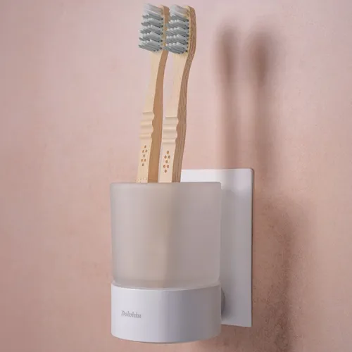 Dolvhin Zahnputzbecherhalter ohne Bohren - Zahnbürstenhalter aus hochwertigem, matt weißem Edelstahl, selbstklebend für einfache Montage. Mit 3 Fächern für optimale Ordnung und ästhetisches Milchglas-Design.
