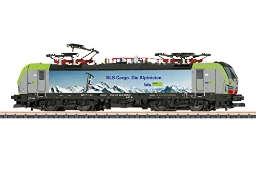 Märklin 88236 Z E-Lok 475 der BLS Cargo - Modelleisenbahnen mit hochfeiner Konstruktion, Metallfahrwerk und warmweißer LED-Beleuchtung. Ideal für Sammler und Modellbahnfans.