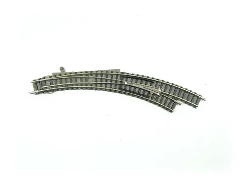 Fleischmann N 9169 Bogenweiche - Gleismaterial für Modelleisenbahnen, vormontierte Bogenweiche für Handbetrieb mit stromführendem Herzstück, ideal für Spur N (1:160) und perfekte Ergänzung Ihrer Modellbahn.