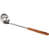 Petromax ladle50 - Schöpfkelle aus Edelstahl - Hochwertige Schöpfkelle für die Draußen-Küche, ideal für deftige Suppen mit 250 ml Fassungsvermögen und 50 cm Länge. Perfekt für Camping und Wandern!
