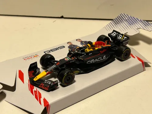 Maßstabsmodelle von Bburago