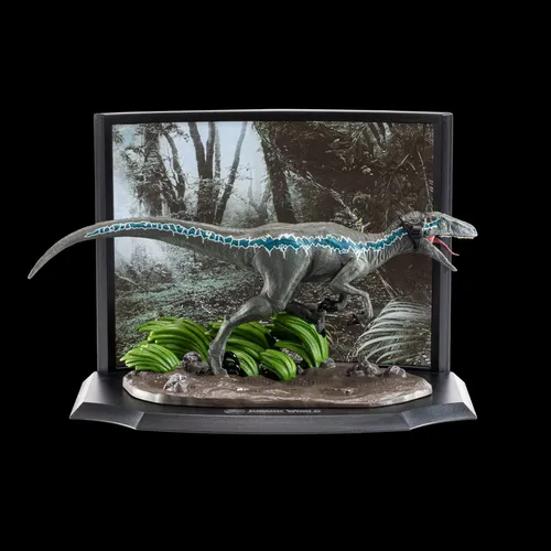 The Noble Collection Sammelfigur Blue - Jurassic World - Sammelfigur Blue aus Jurassic World, detailreich und perfekt für Sammler und Fans der Reihe.
