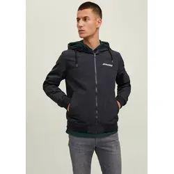 Jack & Jones Windbreaker RUSH BLOCKING HOOD BOMBER, schwarz - Modische Funktionsjacke - Funktionsjacke aus 100% Polyester mit angerauter Sweatware, modisch und ideal für wechselhaftes Wetter, mit Kapuze und praktischen Eingrifftaschen.