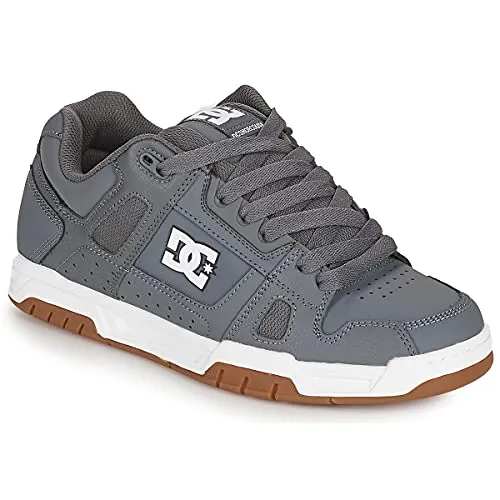 DC Shoes Damen STAG Skate Schuhe - Grau und Weiß - Stylische Sneaker aus Leder & Synthetik, ideal für Skateboarding und Freizeitaktivitäten. Bequeme Passform und perfekte Dämpfung für den ganzen Tag.