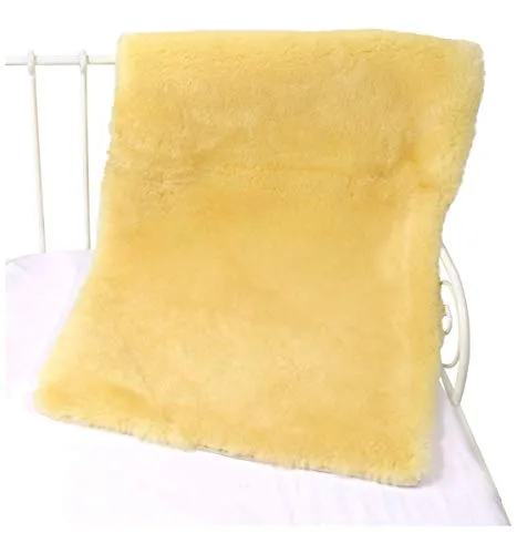 Bettauflage Lammfell 120 x 60 cm - Matratzenschutz für Kinderbetten, aus 100% Merino Lammfell, temperaturausgleichend und waschbar, fördert gesunden Schlaf und reduziert Stress.