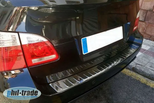 RECAMBO Ladekantenschutz für BMW 5ER SERIE E61 TOURING, 2004-2010 Stoßstangenschutz, V2A rostfrei, Exklusive Optik, praktischer Schutz & perfekte Passform