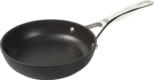 BALLARINI Alba Bratpfanne 20 cm - Antihaftbeschichtung - Pfanne aus Aluminium für alle Herdarten, langlebig und robust mit erstklassiger Antihaftbeschichtung für müheloses Braten.