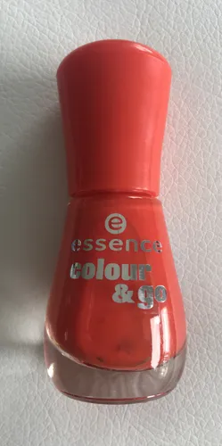 essence COLOUR & GO Nail Polish Nagellack 186 HOLGA POLKA 8 ml
