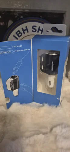 CARTRENDLadesteckdose mit USB