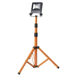 LED Gartenbeleuchtung 175 cm hoch - Modern & Flexibel - Hochwertige LED Gartenbeleuchtung mit höhenverstellbarem Stativ für optimale Lichtverhältnisse. IP65-Schutz sorgt für zuverlässige Nutzung im Freien. Ideal für Werkstatt, Garage und Renovierungsarbeiten.