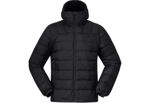Bergans Lava Medium Down Jacket w/Hood für Herren - Die Lava Medium Down Jacket w/Hood vereint Leichtigkeit und hervorragende Wärmeisolierung. Recycelte Materialien und eine PFAS-freie Imprägnierung machen sie zur idealen Wahl für kalte Wintertage. Perfekt für unterwegs!