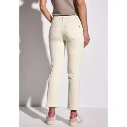 STREET ONE Damen A379022 Straight Leg Jeans, Ecru Washed von Street One