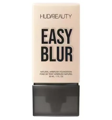HUDABEAUTY ORIGINAL Easy Blur Airbrush Foundation 30 ml - Make-up mit 1,5 % Niacinamid für glatte Haut und Siliziumdioxid zur Porenverkleinerung – für ein natürliches, luftiges Finish.