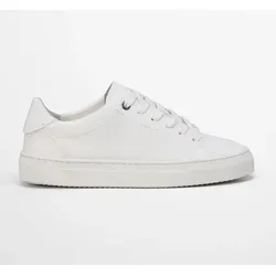 Marc O'Polo Sneaker aus Nappaleder Model Alfa - Elegante Sneaker aus weichem Nappa-Rindleder mit flacher Schnürung und gepolstertem Abschlussrand. Atmungsaktives Futter und herausnehmbare Innensohle für hohen Tragekomfort. Made in Portugal – ideal für jeden Tag.