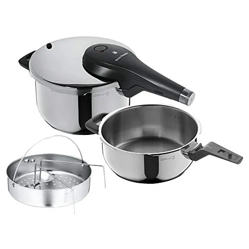 WMF Perfect Premium One Pot Schnellkochtopf Set Induktion 3-teilig - Kochtöpfe mit 4,5l und 3l Dampfkochtöpfen aus rostfreiem Cromargan Edelstahl, 2 Kochstufen für perfekte Ergebnisse und geeignet für alle Herdarten, inklusive Dampfgareinsatz.