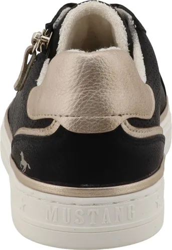 Mustang Damen Low Sneaker 26M0032006 Schwarz - Modischer Damen Sneaker aus hochwertigem Kunstleder mit praktischem Reißverschluss für einfachen Einstieg. Atmungsaktiv und bequem für den Alltag, ideal für Freizeitaktivitäten.
