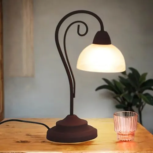 Rustikale Tischleuchte RY1 5 002 von Licht-Erlebnisse - Tischlampen im eleganten, rustikalen Design, perfekt als Nachttisch- oder Schreibtischlampe. Kompatibel mit E14 Leuchtmitteln bis 40W für individuelle Lichtgestaltungen.