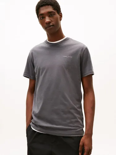 Tommy Jeans T-Shirt TJM SLIM LINEAR CHEST TEE EXT – Grau 4XL - Stylisches T-Shirt mit Rundhalsausschnitt aus 100% Baumwolle. Ideal für den lässigen Look. Pflegeleicht und angenehm zu tragen – perfekt für jeden Tag.