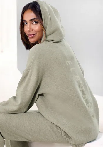 Hoodie ELBSAND Damen Gr. 32/34 - Oliv Meliert - Stylischer Feinstrick-Hoodie aus 50% LENZING Viskose, ideal für entspannte Casual-Looks. Mit Kängurutasche und eingestricktem Markenschriftzug.