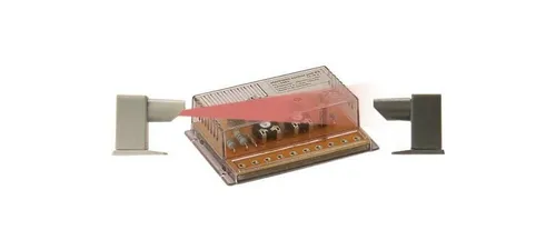 Busch 5963 Zeitschalter - Elektronik für Landschaftsbau, ideal zur automatischen Steuerung von Beleuchtung und Bewässerungssystemen.