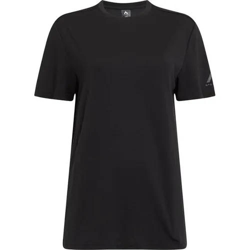 McKINLEY Herren Unterhemd Jaron M - Funktionales Unterhemd für Hiking und Trekking. Das McKINLEY Jaron T-Shirt sorgt für hohen Tragekomfort durch optimale Feuchtigkeitsregulierung und geruchshemmende Eigenschaften, ideal für aktive Tage in der Natur.