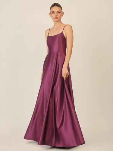 APART Kleid in Pflaume - Größe 38 - Elegantes A-Linien Kleid mit verstellbaren Trägern und Rundhalsausschnitt. Ideal für besondere Anlässe, bietet es einen komfortablen Sitz und stilvolle Zierfalten.
