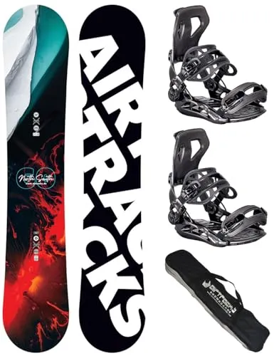 Airtracks Herren Snowboard Set Freeride Freestyle - North South Four Camber Wide Snowboard 150 - Softbindung Master M - SB Bag