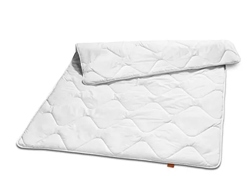 sleepling Kinderdecke 100x135 cm - Leichte Sommer Bettdecke aus Mikrofaser - Bettdecken für Kinder, ideal für warme Sommertage, allergikerfreundlich und waschbar bis 60 Grad, Made in EU nach Ökotex 100.