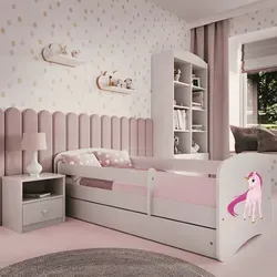 Kids Collective Kinderbett 80x180 cm mit Matratze und Rausfallschutz - Kleinkindbett mit hochwertiger 8 cm Kaltschaummatratze und praktischer Schublade für Ordnung. Sicher und stabil, ideal für Kinder von 3 bis 12 Jahren.