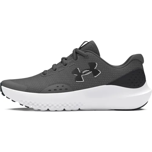 Under Armour BGS Surge 4 Laufschuhe für Kinder - Leichte und atmungsaktive Laufschuhe mit optimierter Polsterung, ideal für junge Sportler beim Laufen und Fitness-Training. Robuste Außensohle mit Grip für Innen- und Outdoor-Aktivitäten.