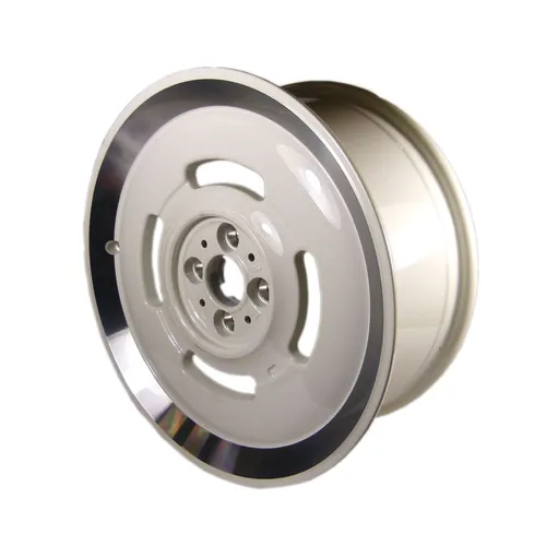 Felgen & Reifen für Kfz Weiß von Fiat