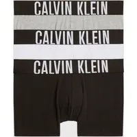 Calvin Klein 3P Intense Power Trunks Weiß/Grau - Herrenunterhosen aus 95% weicher Baumwolle, bieten optimalen Komfort und Bewegungsfreiheit mit einem eleganten Calvin Klein Logobund für zeitlose Eleganz.