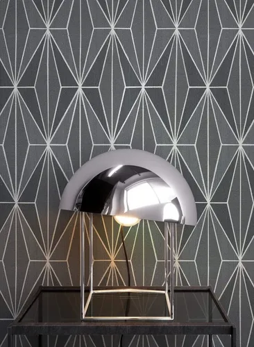 Newroom Vliestapete - Grafische Schwarz Tapete mit Glanz - Moderne Mustertapete in Silber-Anthrazit, ideal zur Raumgestaltung. Verleiht Wohnzimmer, Schlafzimmer oder Küche einen einzigartigen Charakter und kaschiert ungünstige Raumverhältnisse.