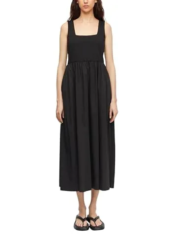 Comma Damen Kleid mit Karree-Ausschnitt – Elegantes Knöchellanges Kleid - Das knöchellange Damen Kleid mit modernem Karree-Ausschnitt bietet eine harmonische Kombination aus verschiedenen Stoffqualitäten für optimalen Tragekomfort. Vielseitig kombinierbar für jeden Anlass.