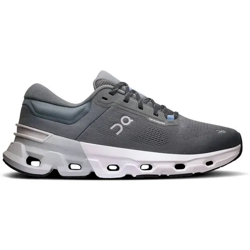 ON Herren Laufschuhe Cloudflyer 5 - Laufschuhe mit optimaler Dämpfung für stabilen Halt und maximalen Komfort bei jedem Schritt. Ideal für Straßenläufer, die Wert auf Schutz und Bequemlichkeit legen.