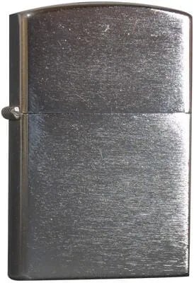 Sturmfeuerzeug aus gebürstetem Chrom