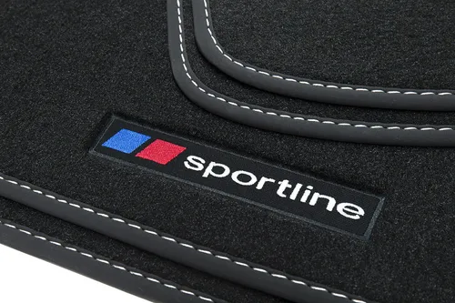 teileplus24 F655 Fußmatten Gummimatten Sportline Design für BMW 3er F30 F31 - Hochwertige 4-teilige Gummifußmatten für BMW 3er (2012-2019), mit wasserfester Rückseite und stilvollen 'Sportline' Schriftzügen für optimalen Schutz und elegantes Design.