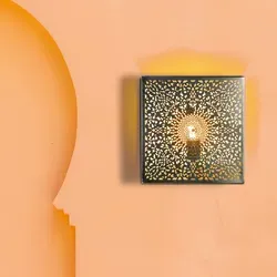 Marrakesch Orient Wandleuchte Yakin Silber - Orientalische Wandlampe, handgefertigt in Indien, verleiht jedem Raum einen einzigartigen Charme und ist ideal für stilvolle Innenräume.