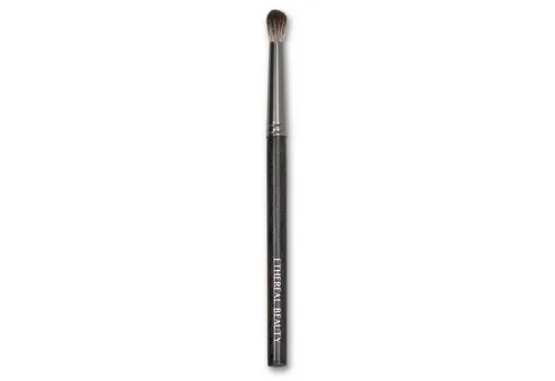 ETHEREAL BEAUTY® Lidschattenpinsel N°7 – Hochwertiger Buffer Pinsel für perfektes Make-up - Der ETHEREAL BEAUTY® Lidschattenpinsel N°7 eignet sich ideal für Puder- und Cremelidschatten. Mit feinen Kunstfasern sorgt er für eine präzise Anwendung und ist besonders hautfreundlich, perfekt für empfindliche Haut.