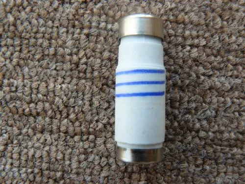 Eltric E16 Keramik 20A, Plattenbau, Durchsteckmontage, 230V AC, Fuse